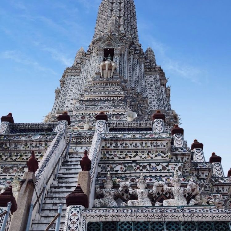 Wat Arun - SUBBURN.COM