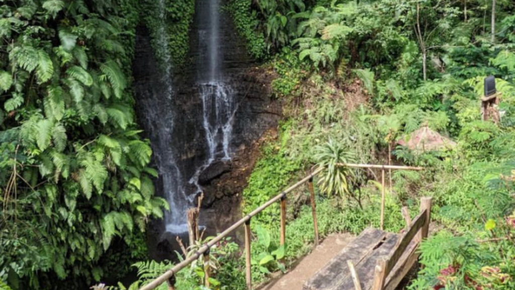 Aling aling waterfall - bali natural water slide