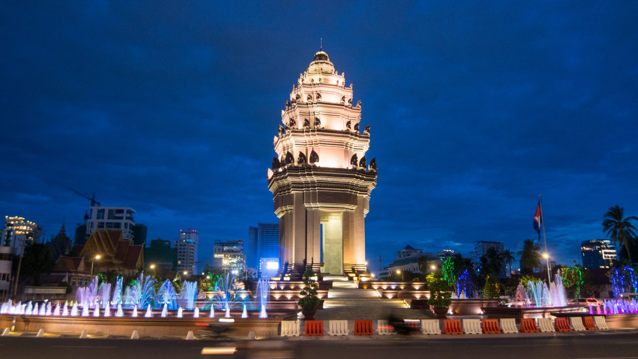 Things to Do in Phnom Penh with Kids 2024- subburn.com