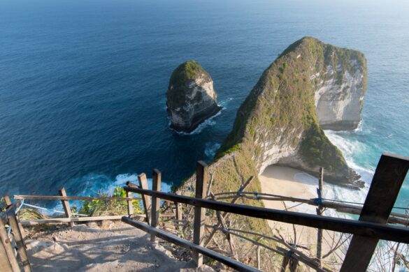 Ultimate Guide to a One-Day Tour of Nusa Penida - subburn.com