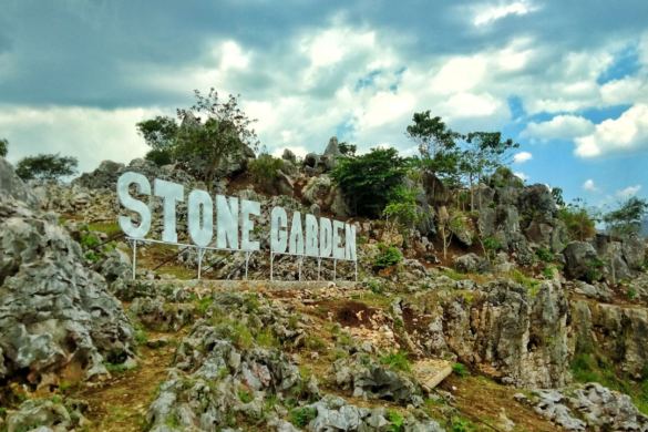 Stone Garden Goa Pawon, Bandung Jawa Barat Indonesia - subburn.com